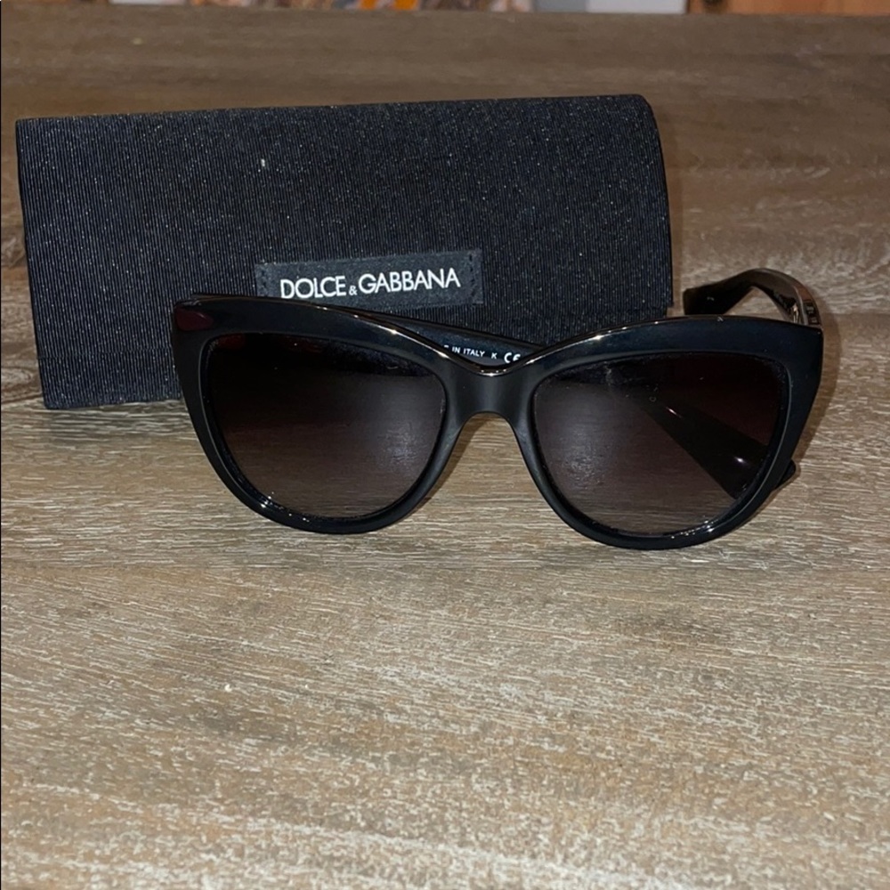 D&G sunglasses, only worn handful of times!
